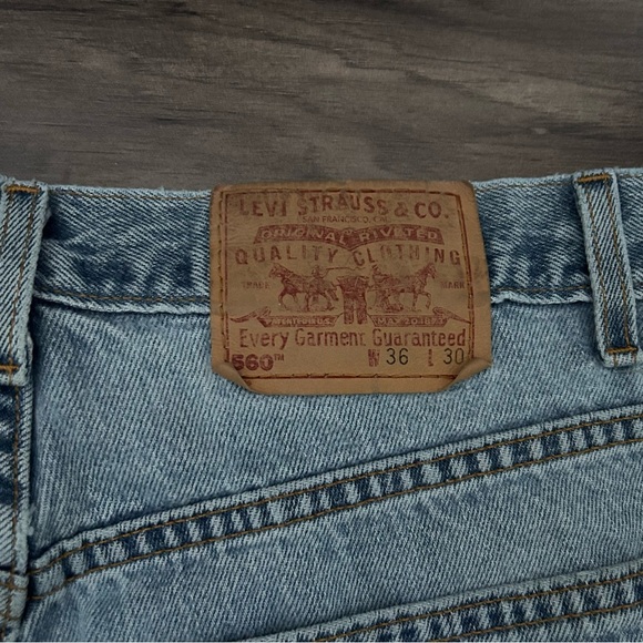 Vintage Levis 560 Jeans Mens 36x30 Blue Denim Loose Fit Tapered Leg Made In USA - Picture 6 of 11